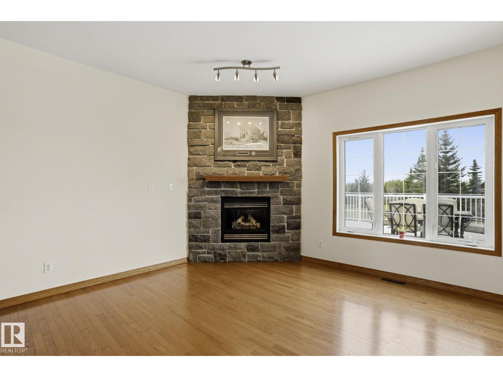 #54 53521 RGE ROAD 272 - 8