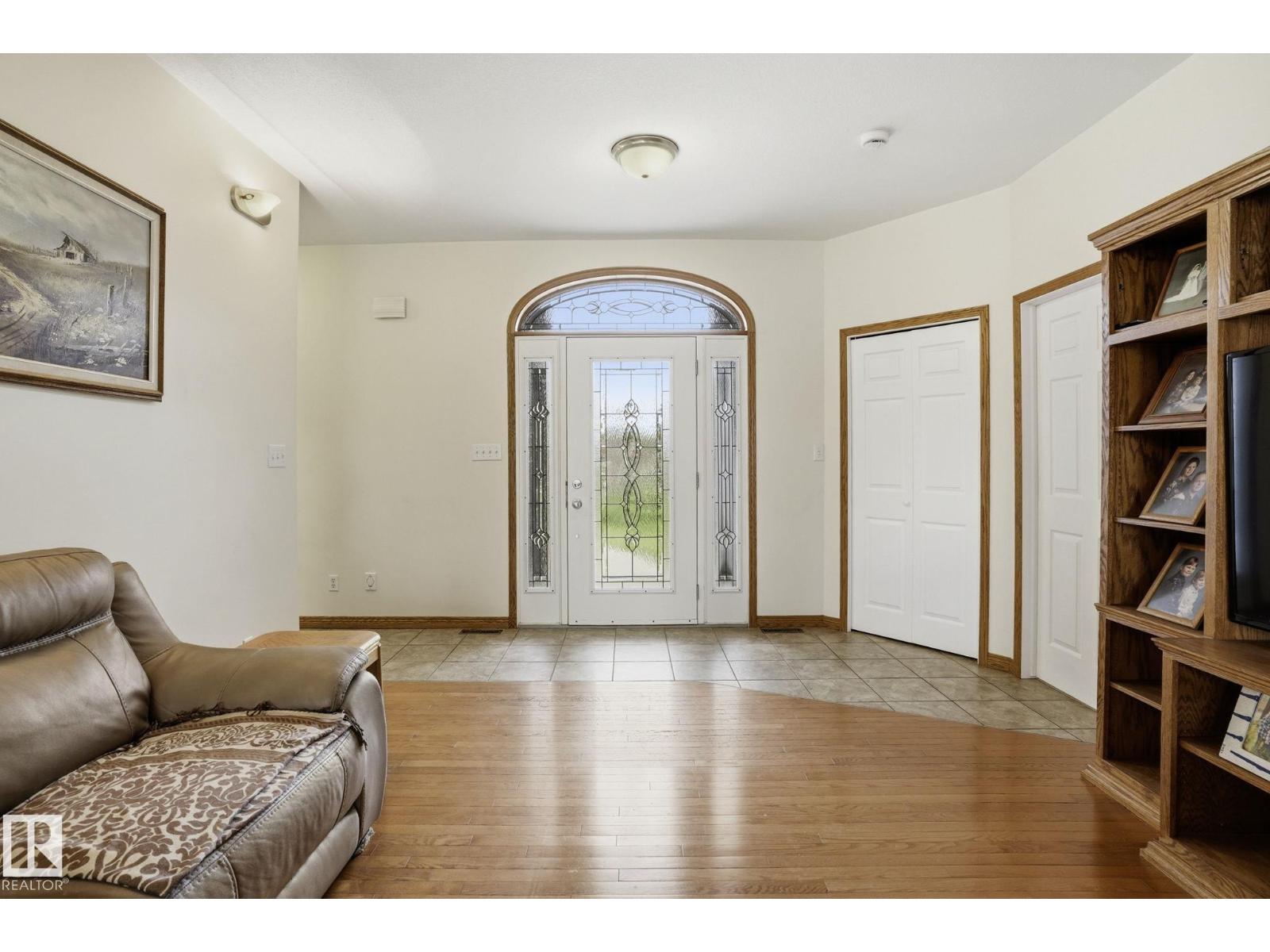 #54 53521 RGE ROAD 272 - 9