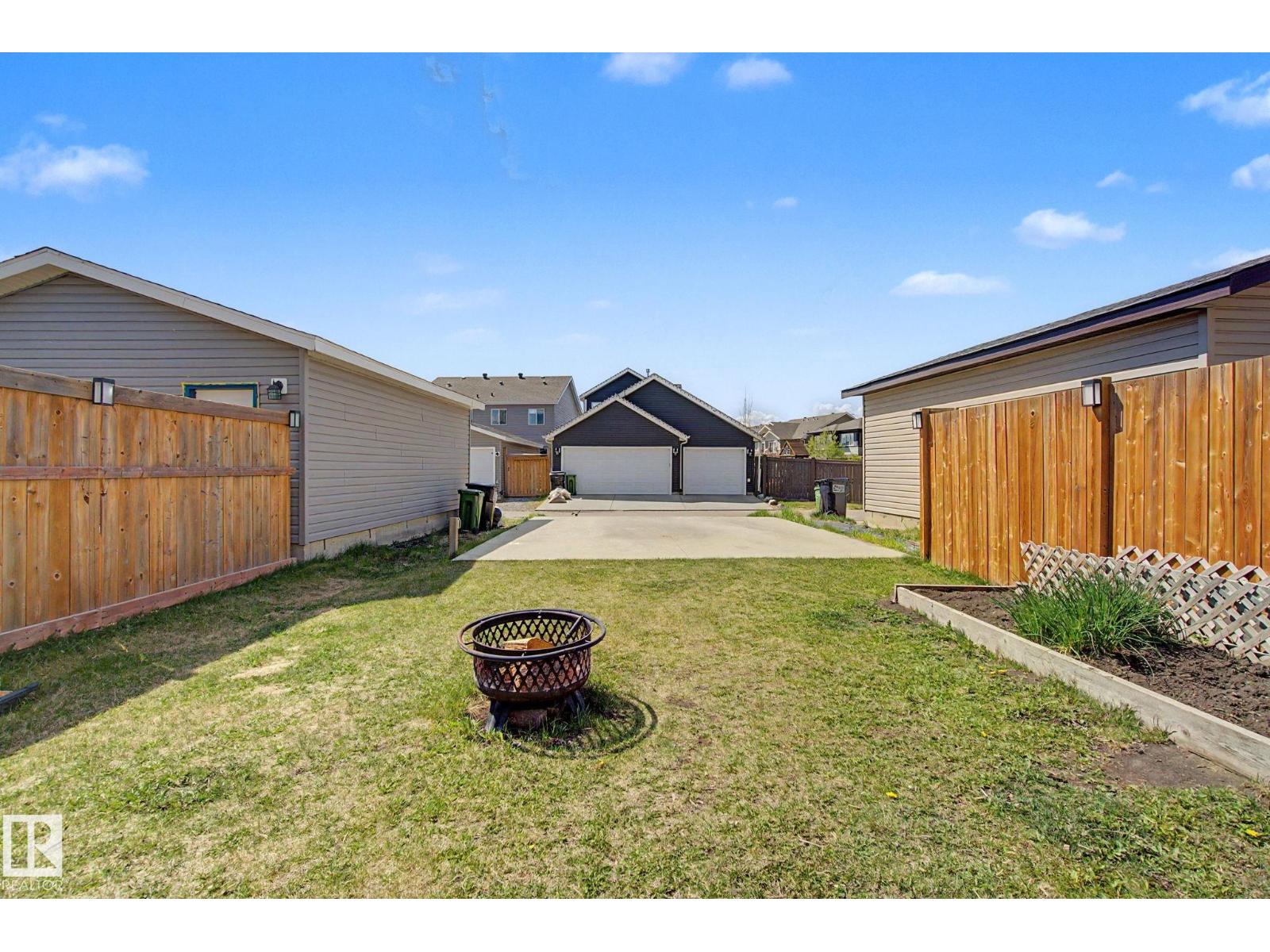 4207 PROWSE WY SW - 40