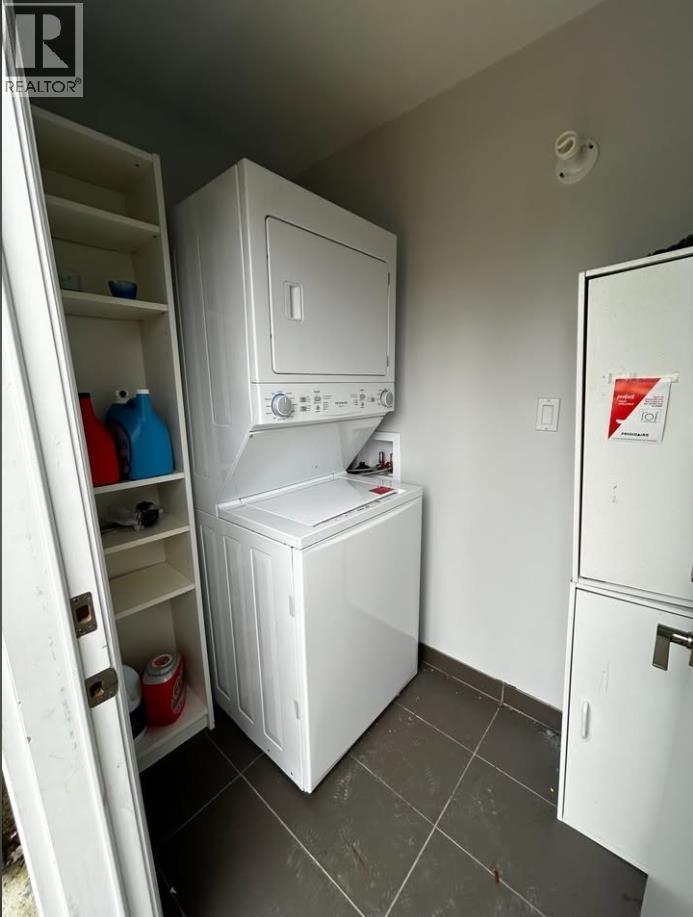 737 ROBINSON, Coquitlam
