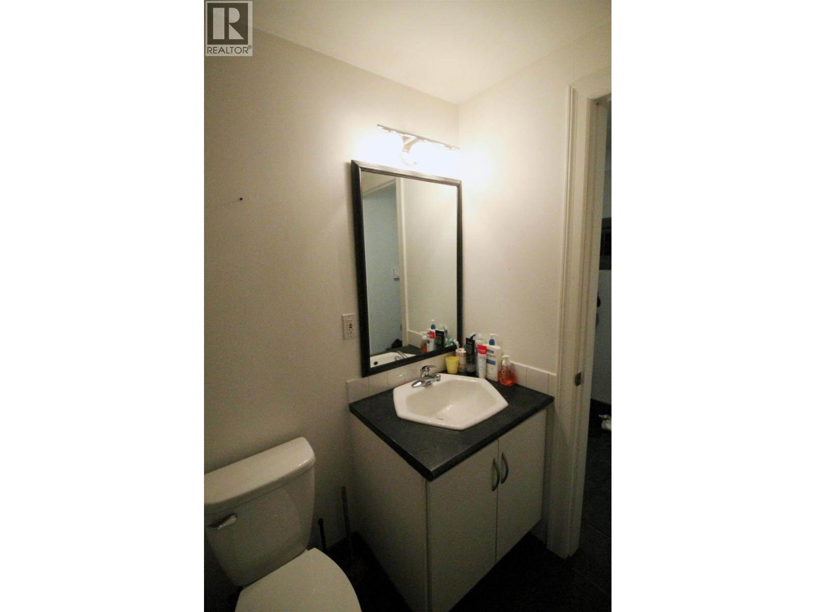 737 ROBINSON, Coquitlam