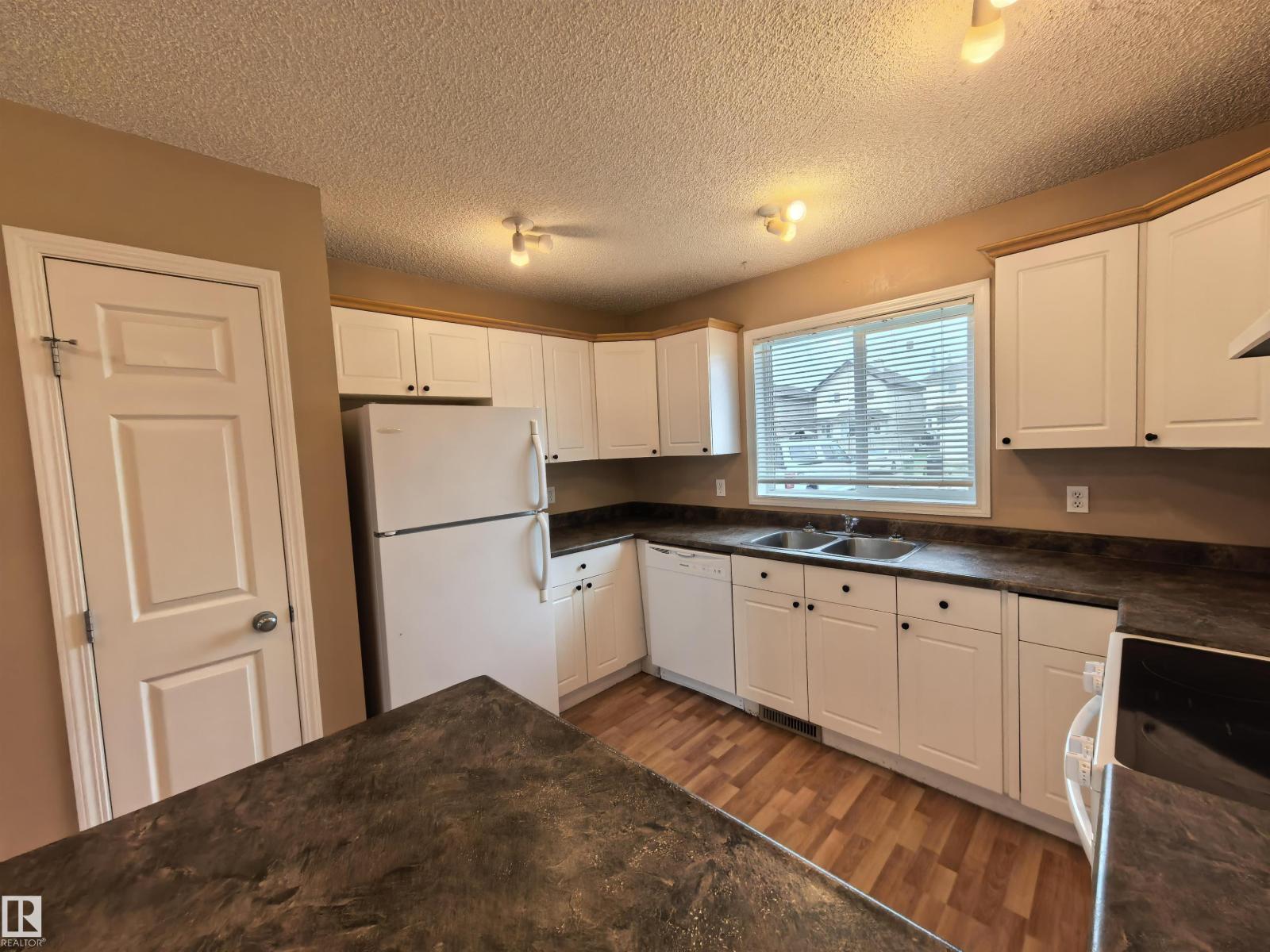 383 Silverberry RD NW - 11