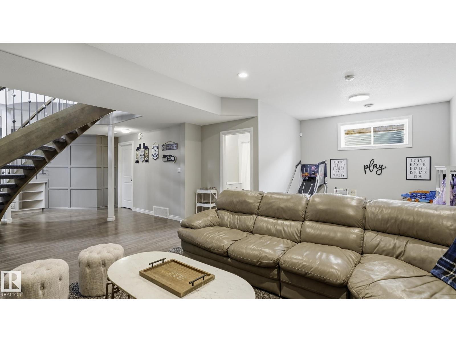 2620 ADAM CO SW - 34