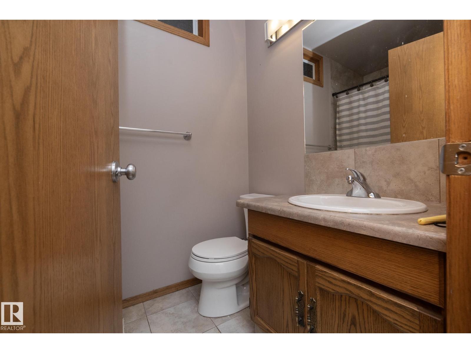 11138 30 AV NW - 22