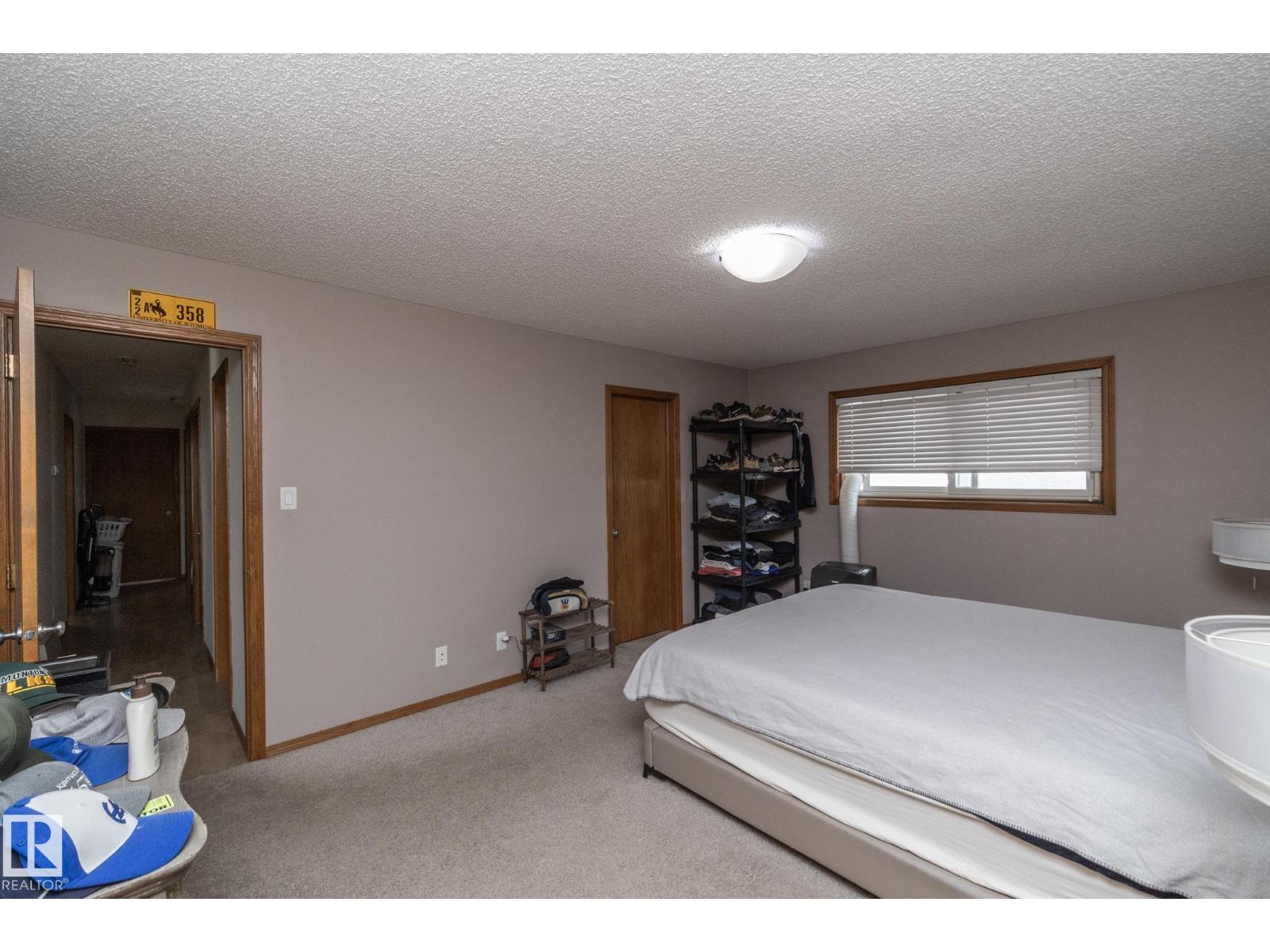 11138 30 AV NW - 26