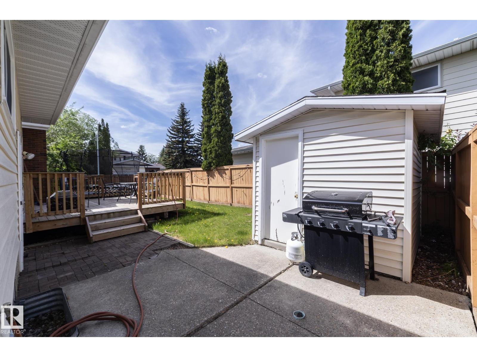 11138 30 AV NW - Image 3