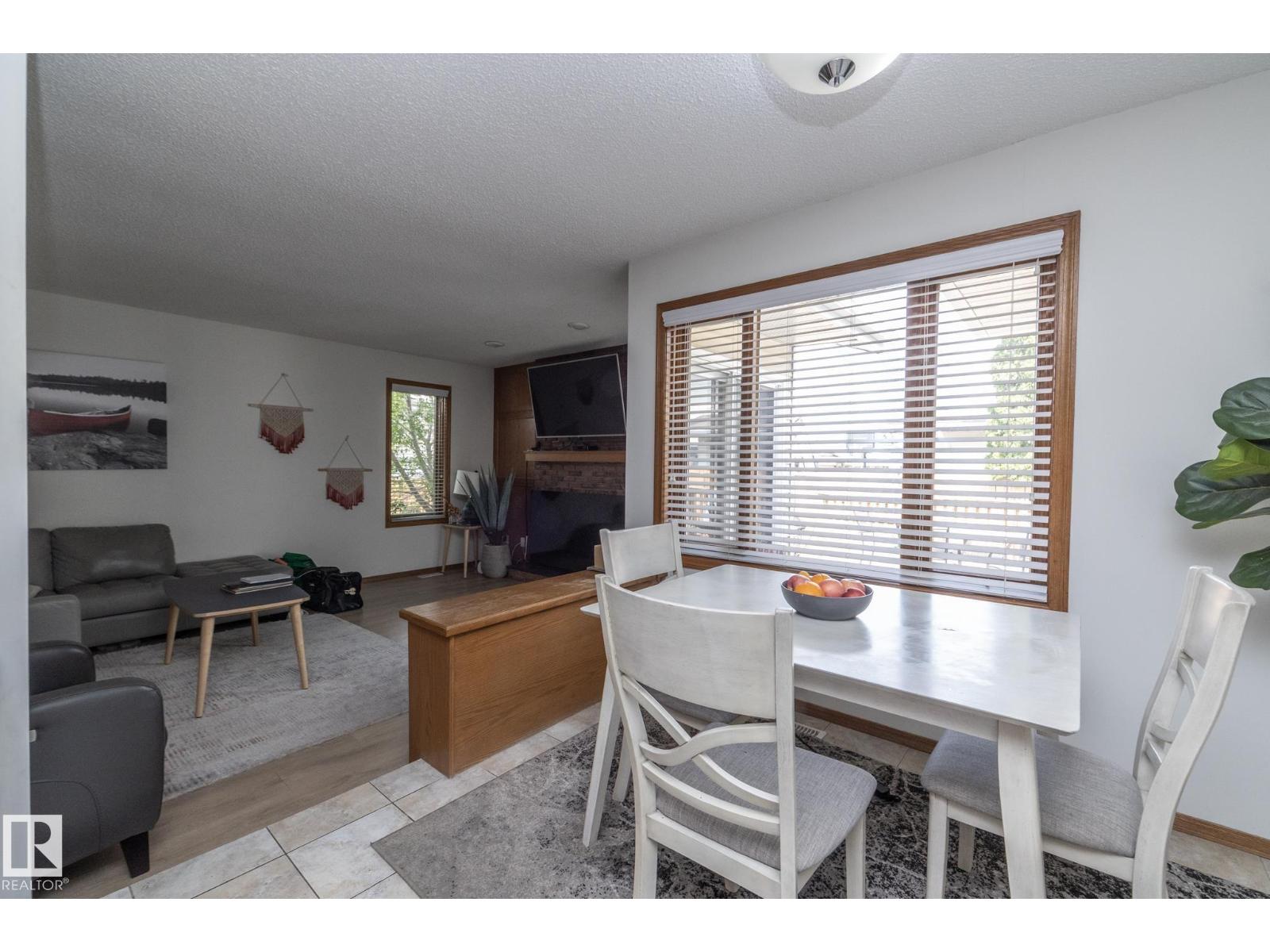 11138 30 AV NW - 40