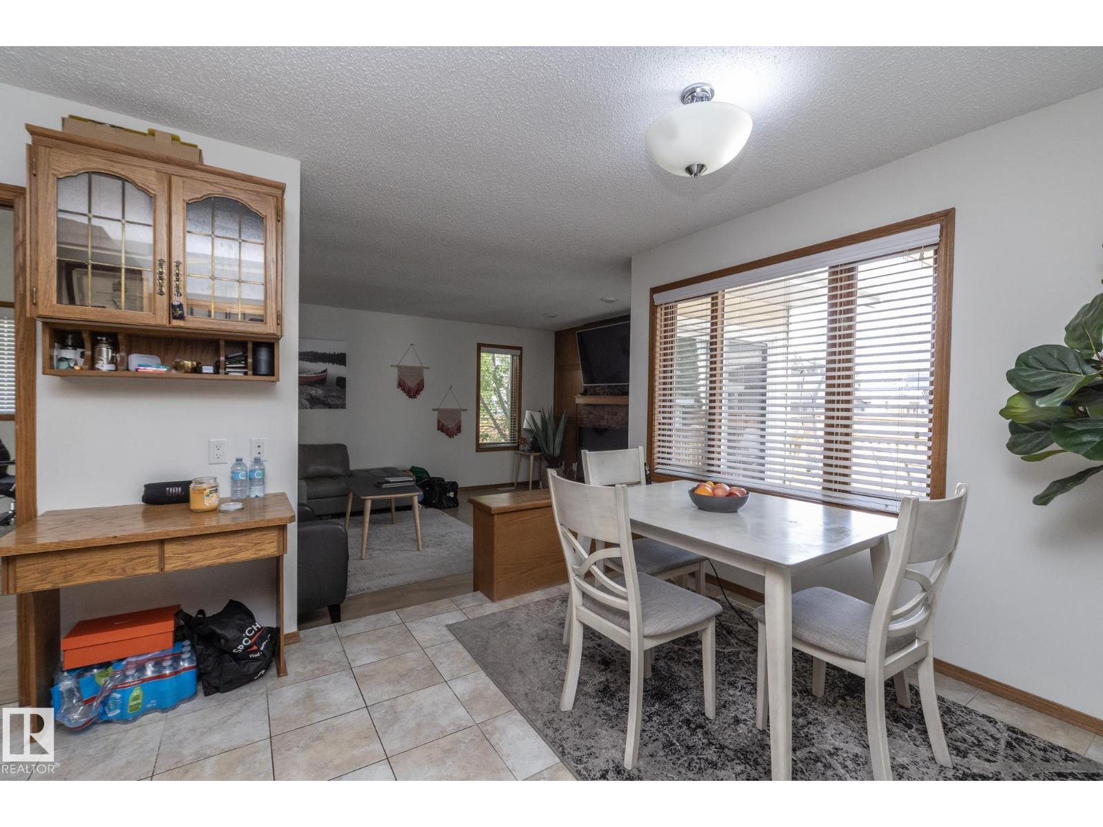 11138 30 AV NW - 41