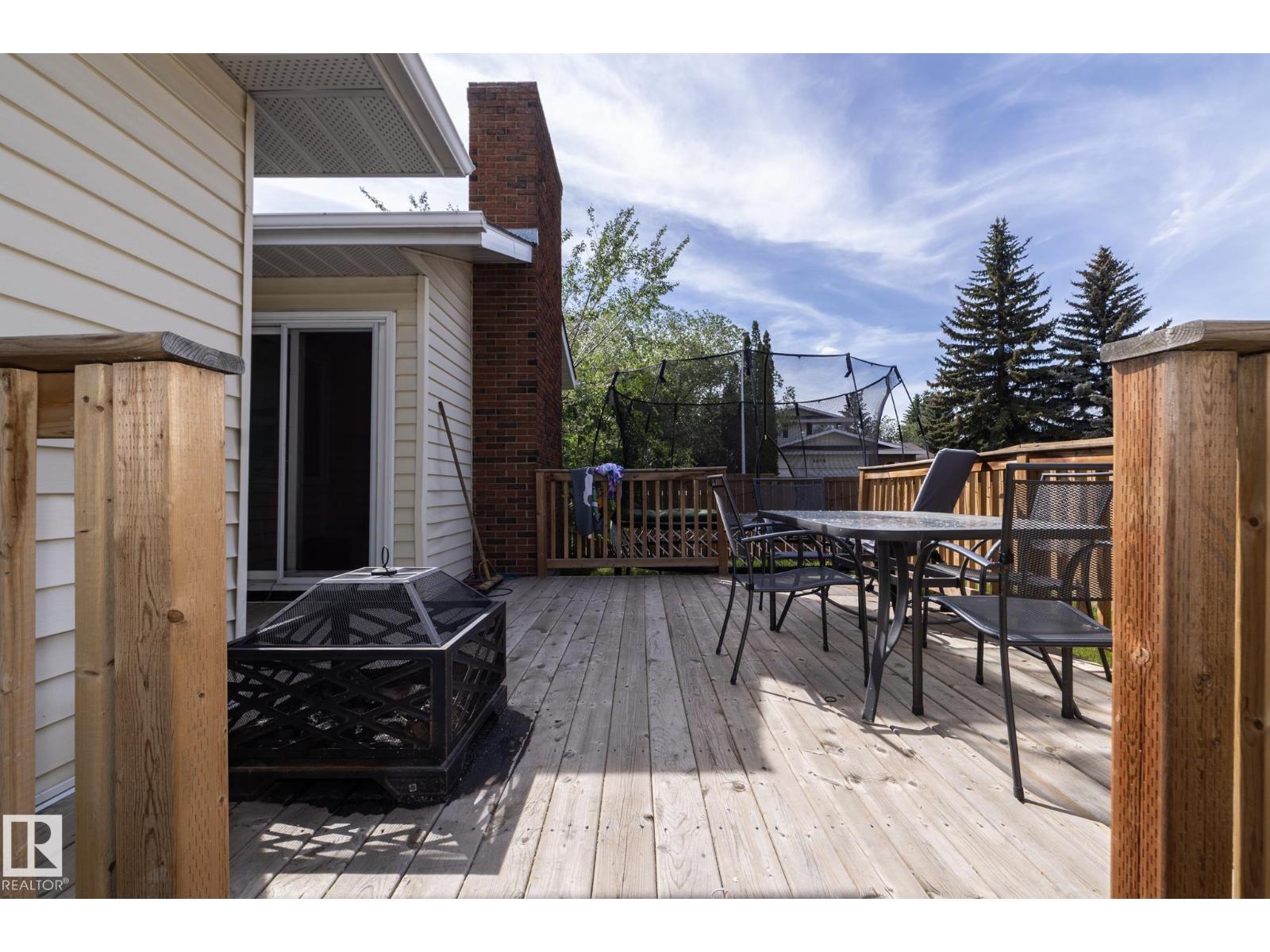 11138 30 AV NW - 10