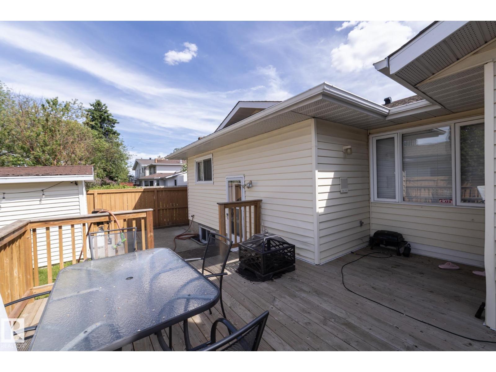 11138 30 AV NW - 12