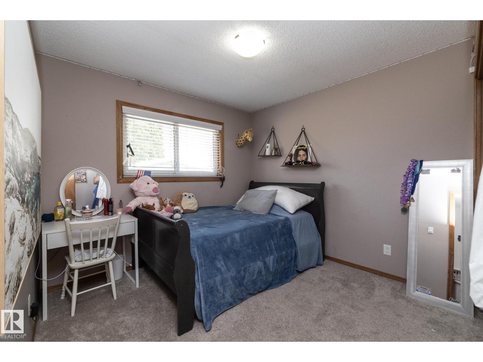 11138 30 AV NW - 32