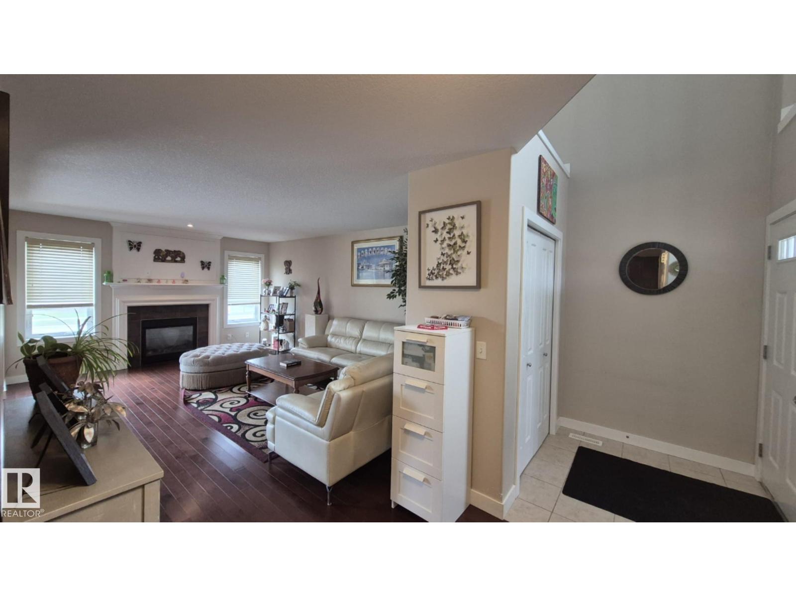 2044 33B ST NW NW - 38
