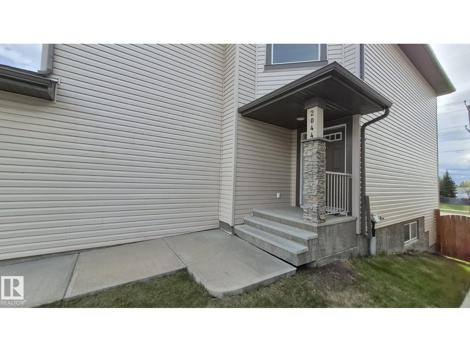 2044 33B ST NW NW - Image 3