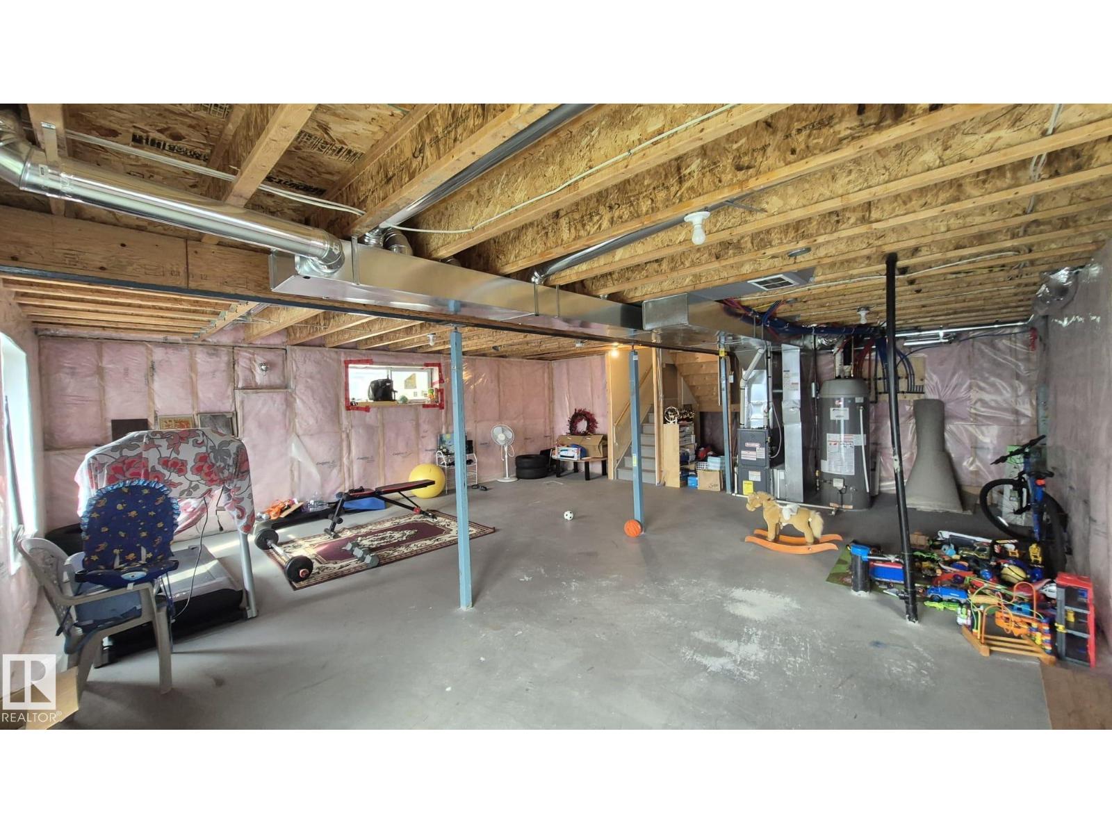 2044 33B ST NW NW - 45