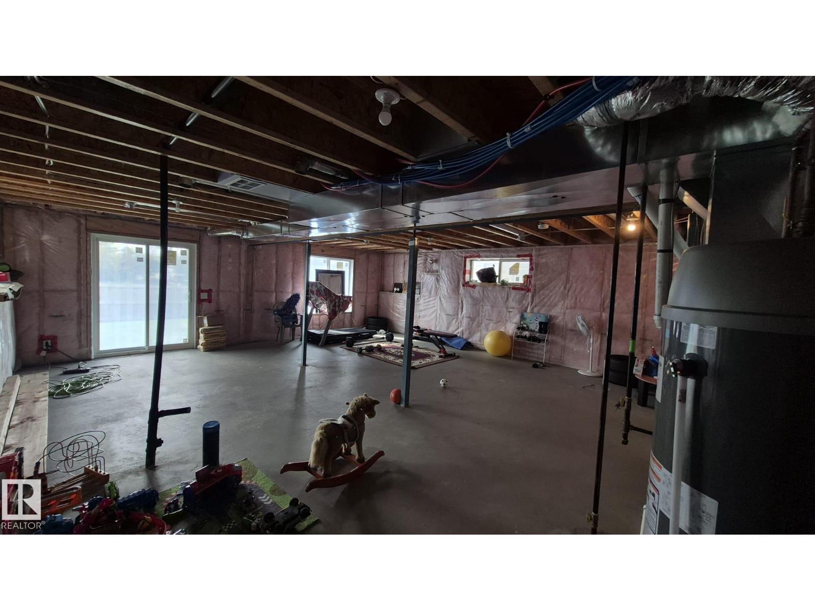 2044 33B ST NW NW - 44