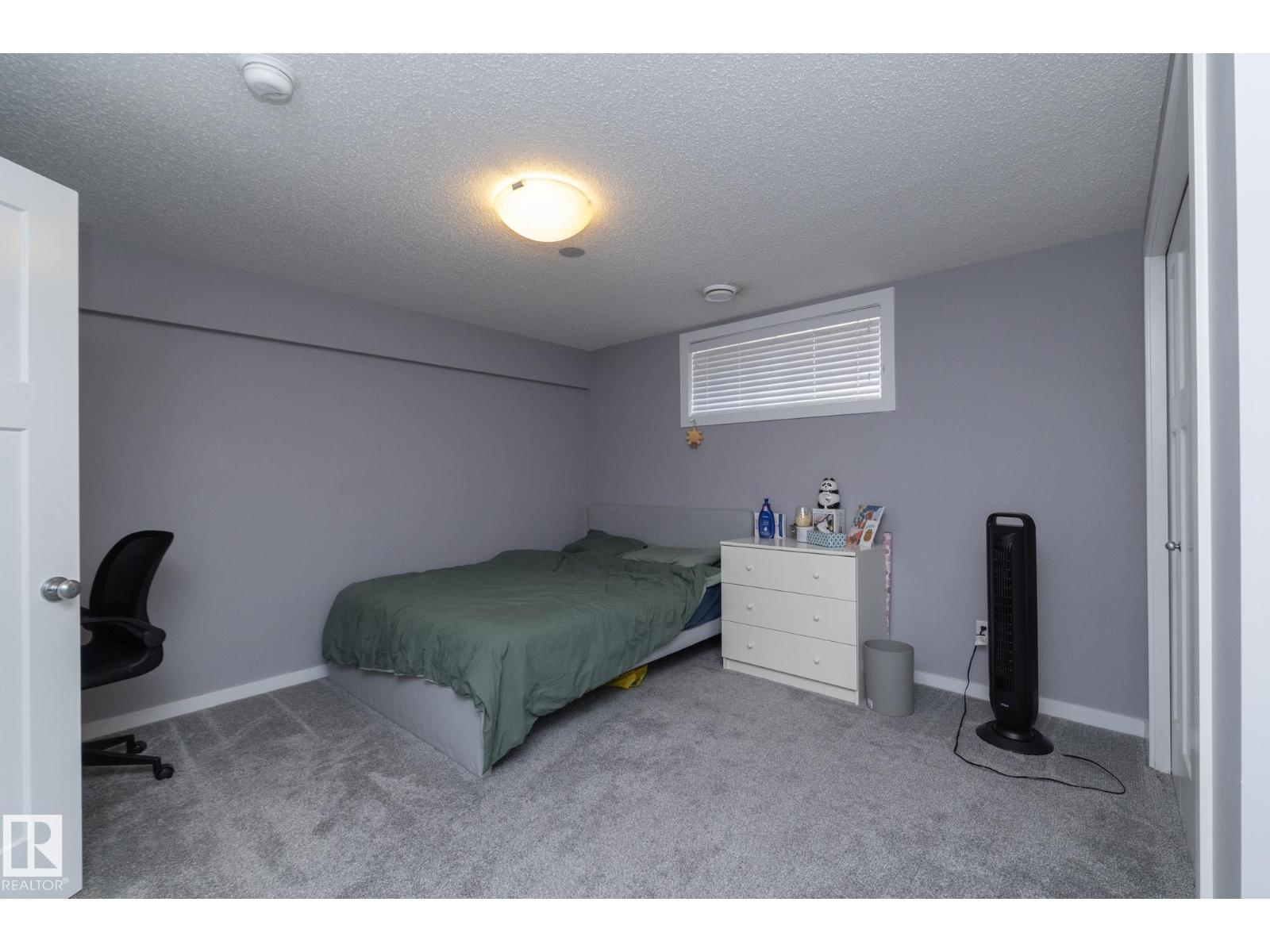 11138 30 AV NW - 49
