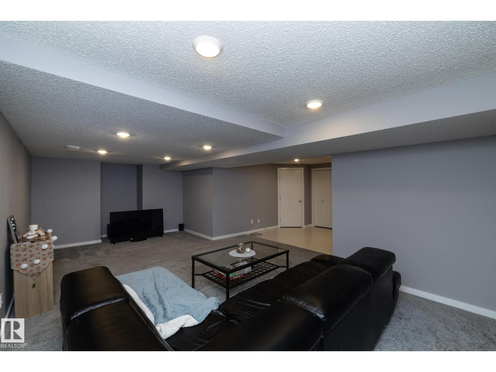 11138 30 AV NW - 64