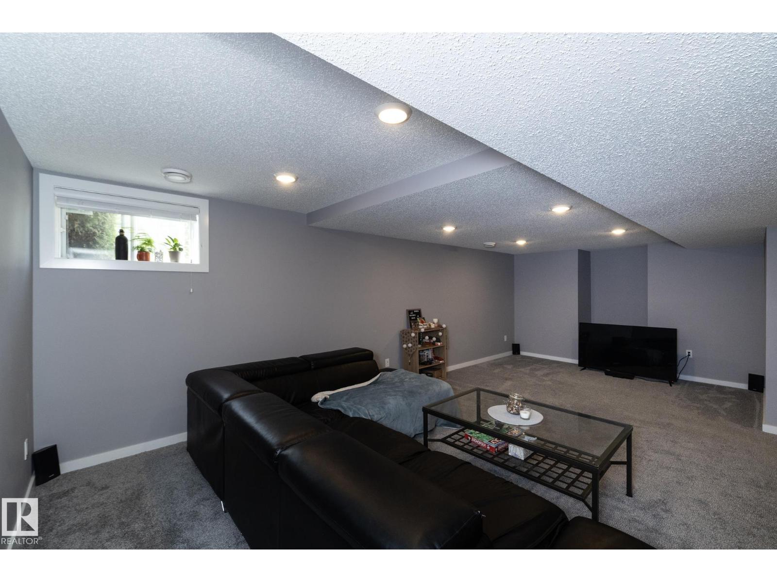 11138 30 AV NW - 65