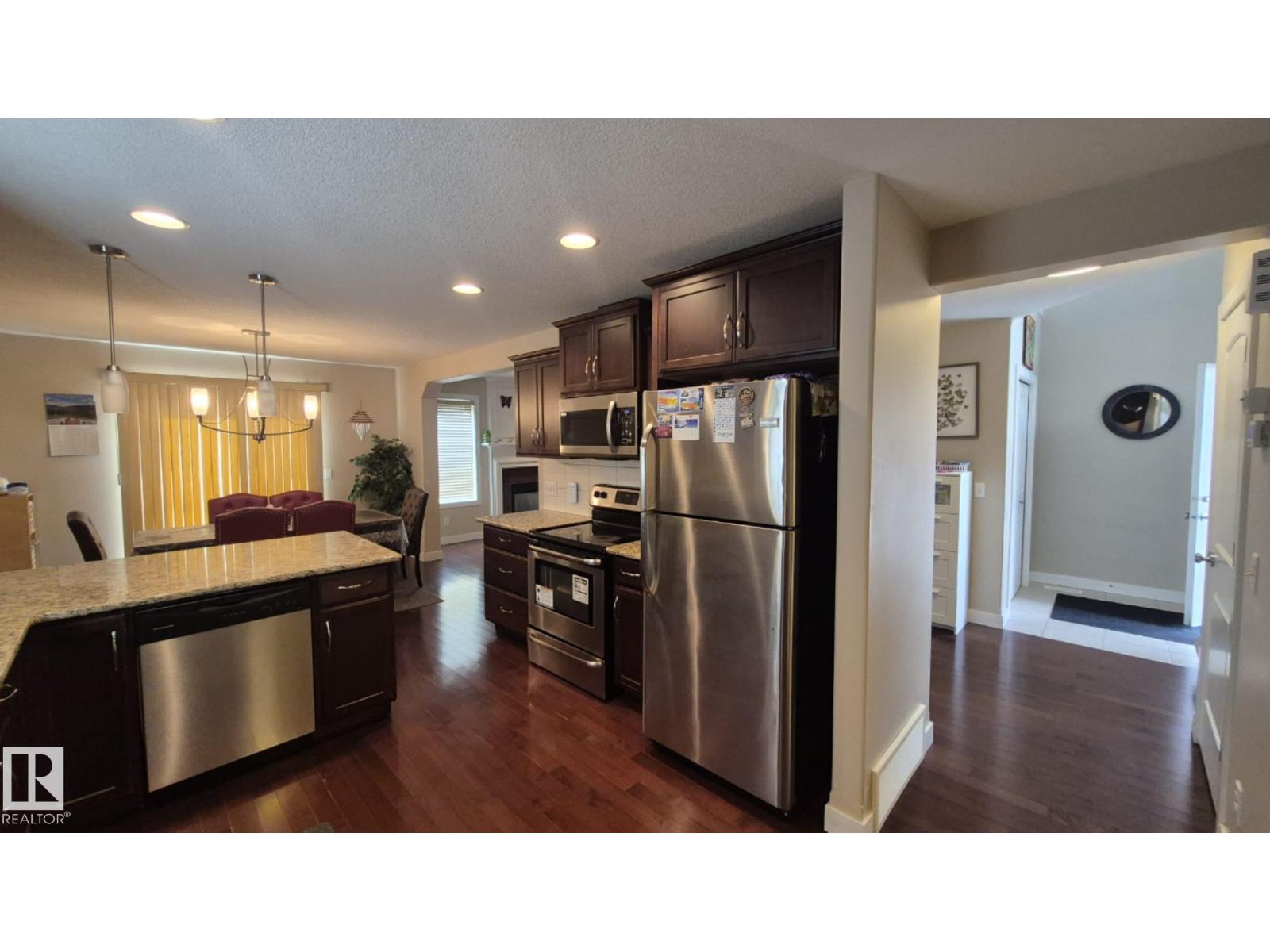 2044 33B ST NW NW - 30