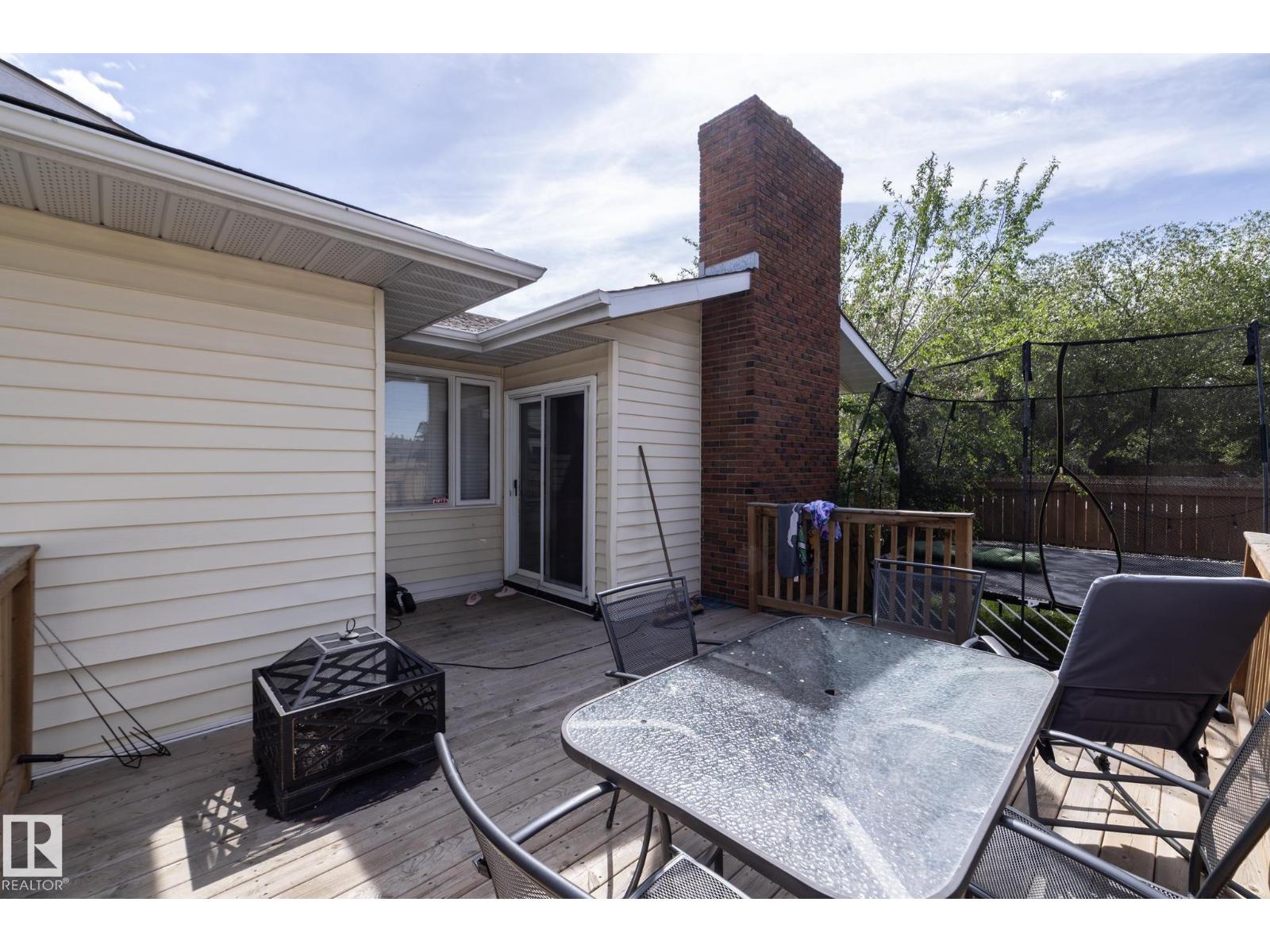 11138 30 AV NW - 11