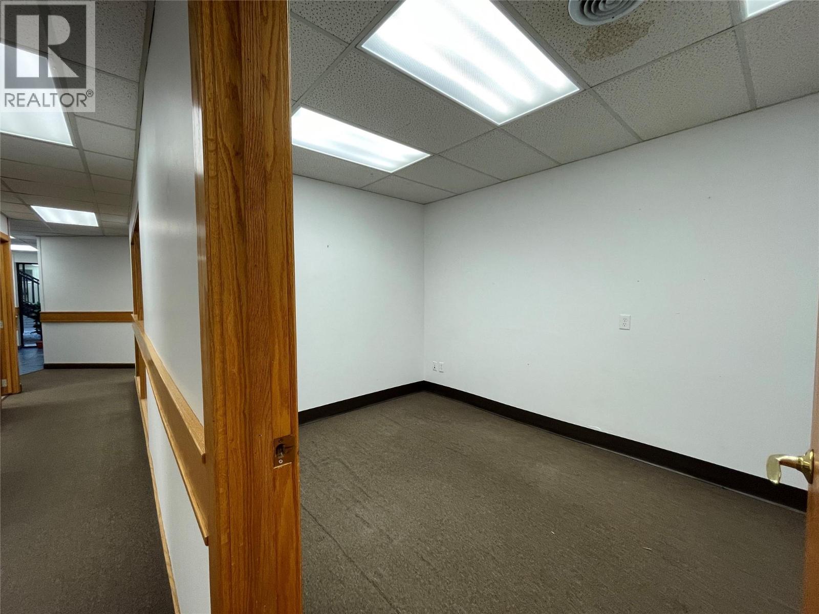 Office in Kelowna - Image 3