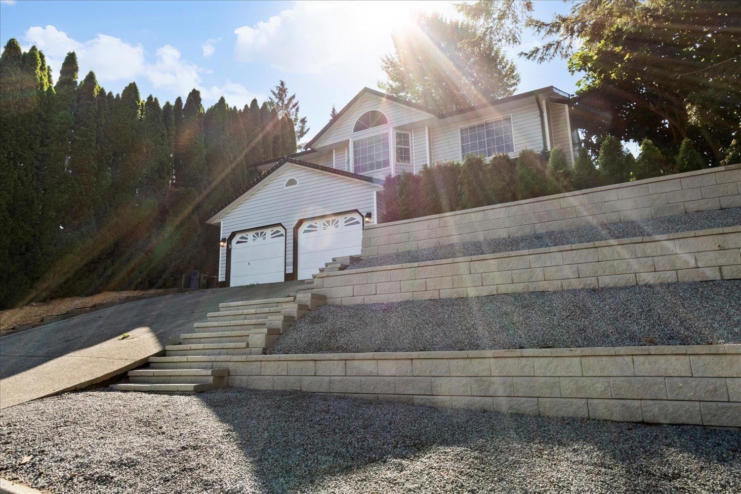 5 Bed, 3 Bath House for Sale in Mission – 8102 KNIGHT AVENUE, Mission – MLS# R3125912 - Image 28