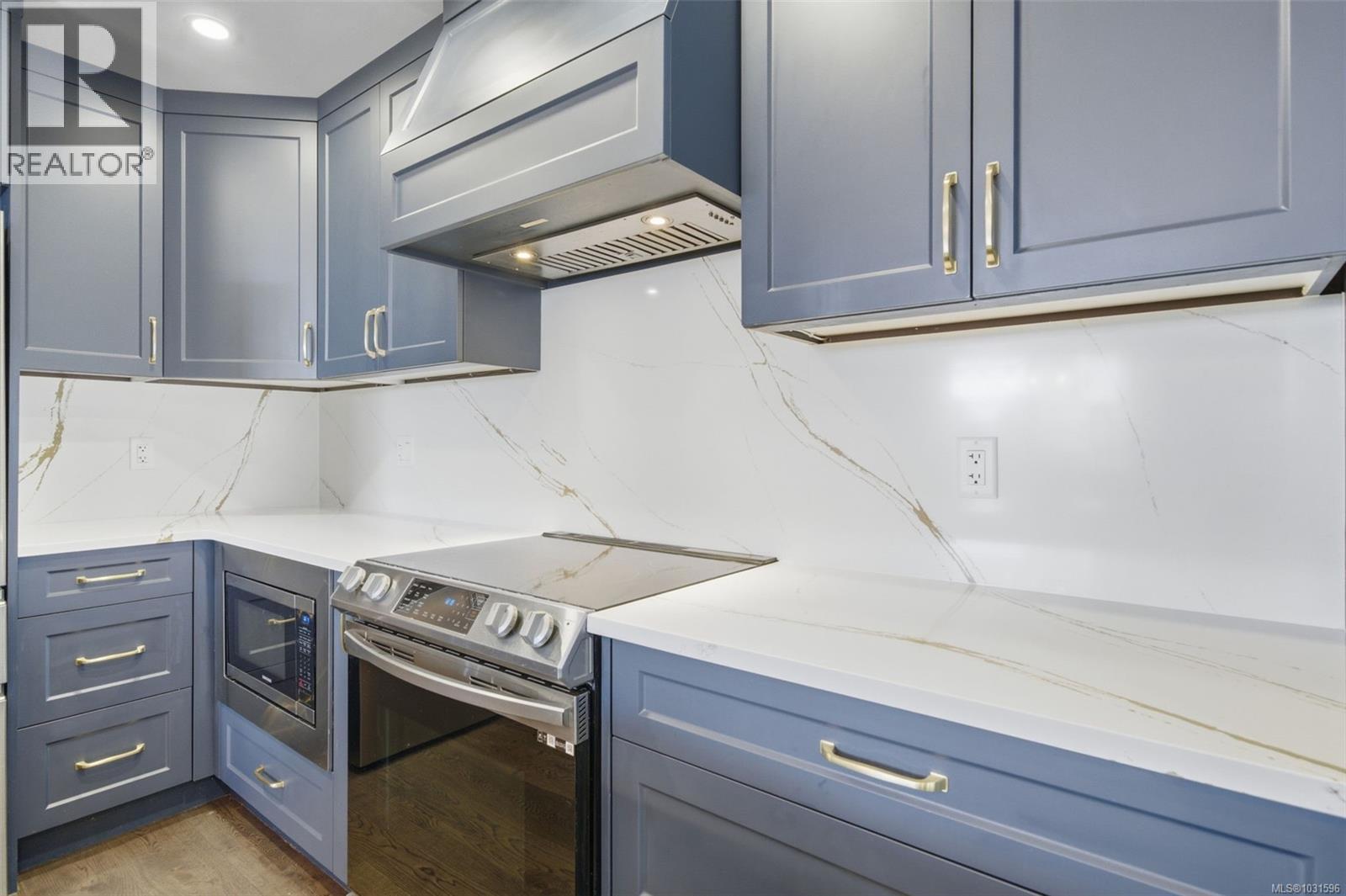 1629 Kristin Way - 16