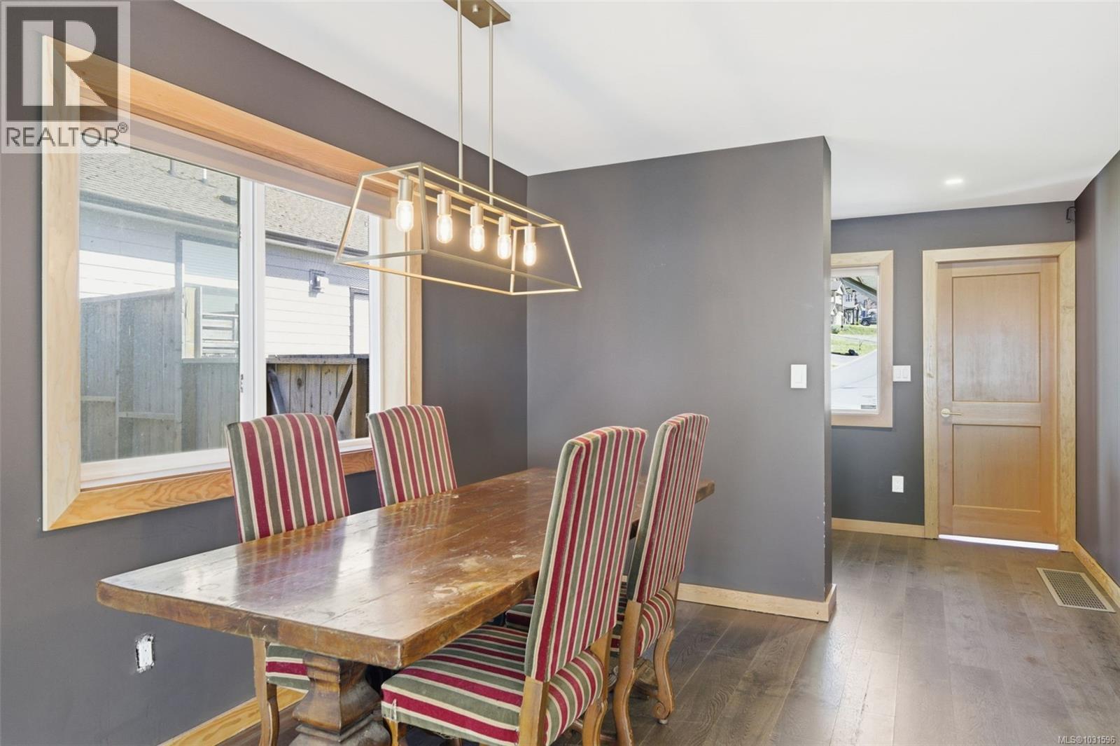 1629 Kristin Way - 11
