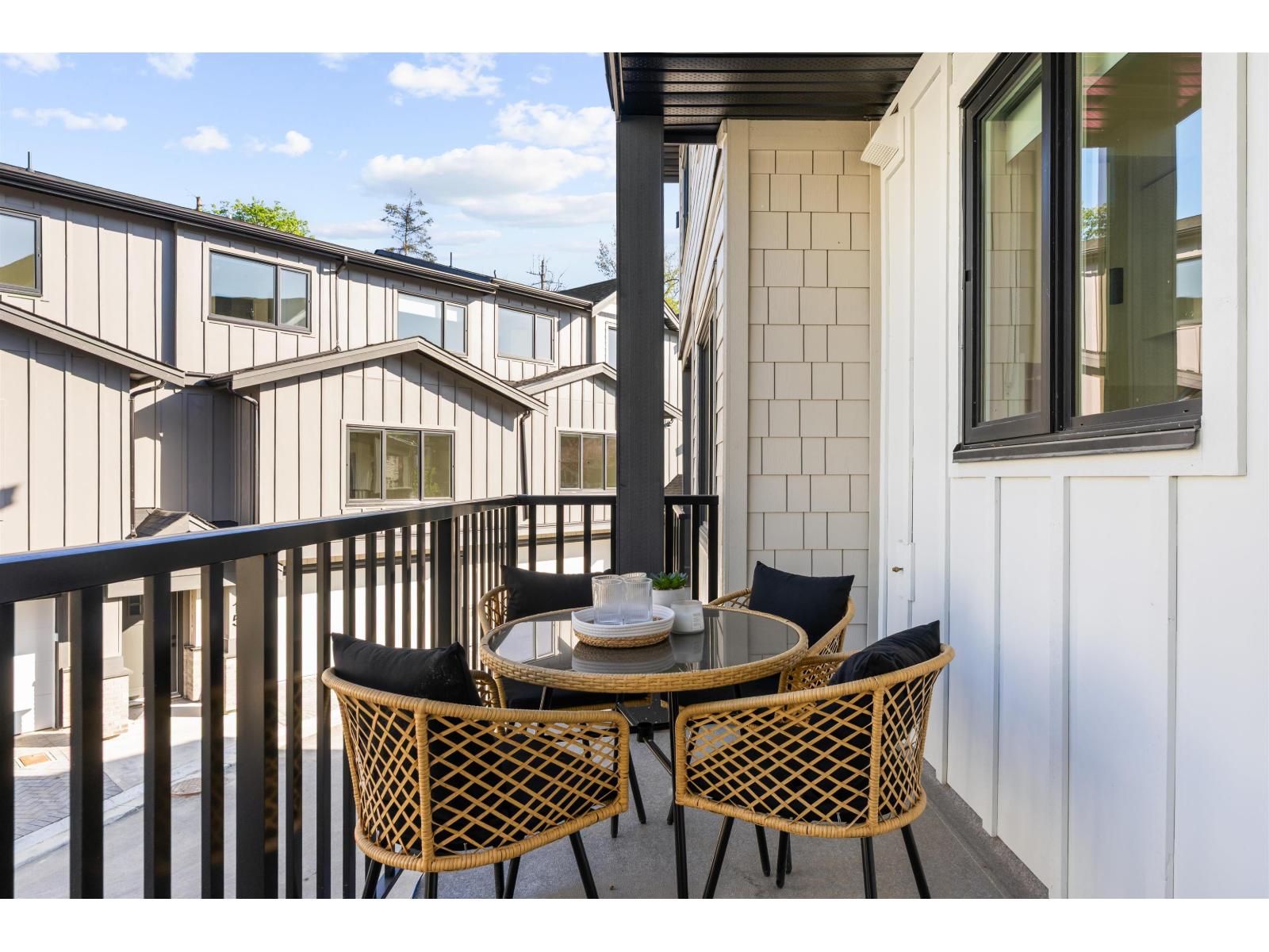 2 6828 208A STREET, Langley