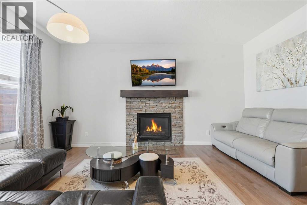 345 Evansglen Drive NW - 14