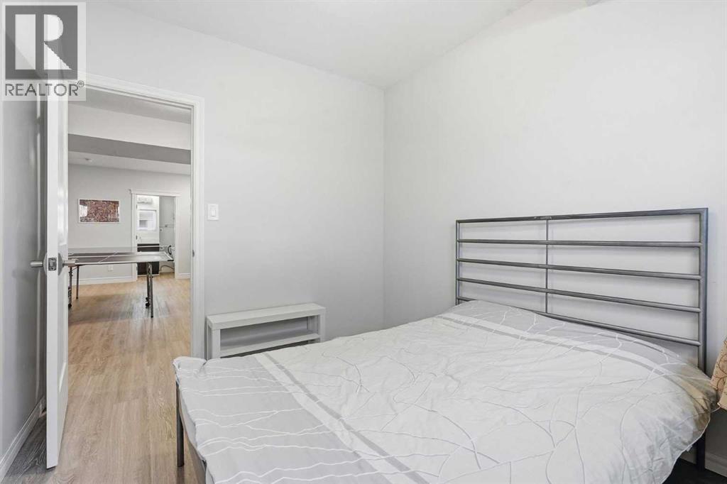 345 Evansglen Drive NW - 40