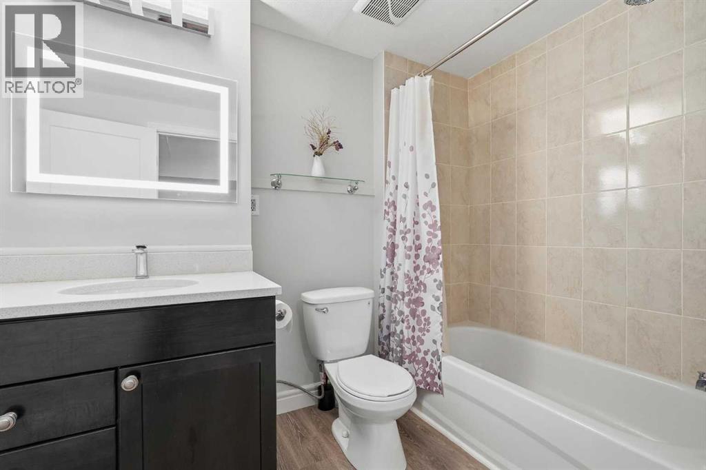 345 Evansglen Drive NW - 41