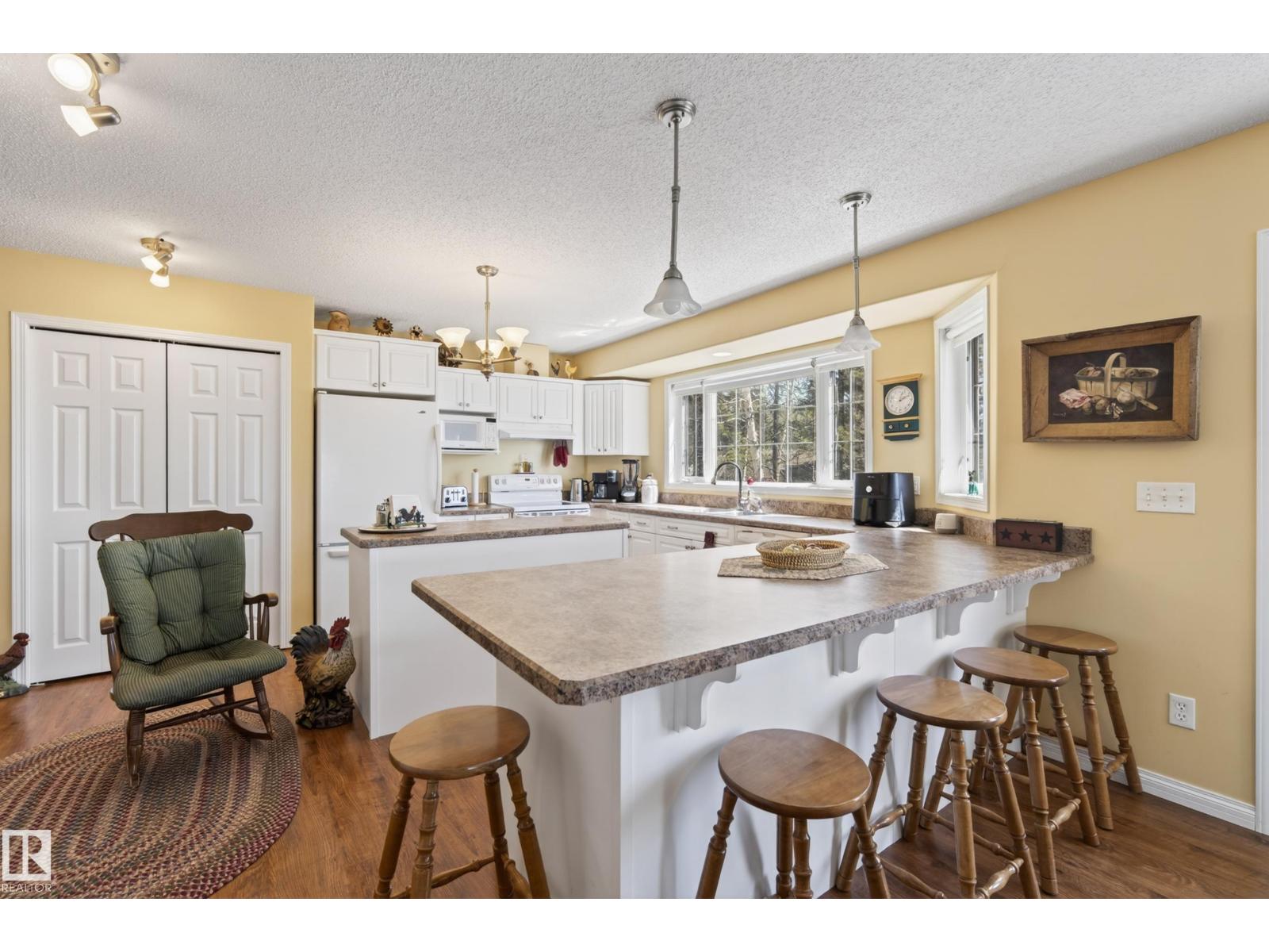 77 Lakeshore DR, Rural Leduc County