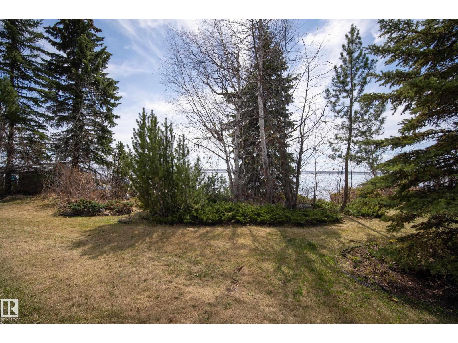 77 Lakeshore DR, Rural Leduc County