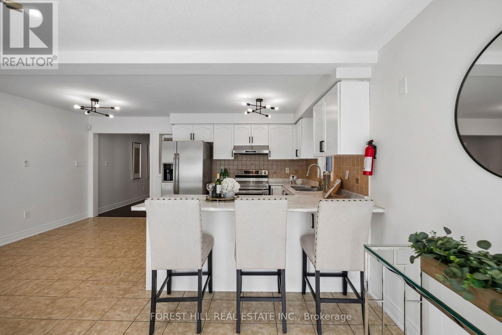 41 GUINEVERE ROAD - 17