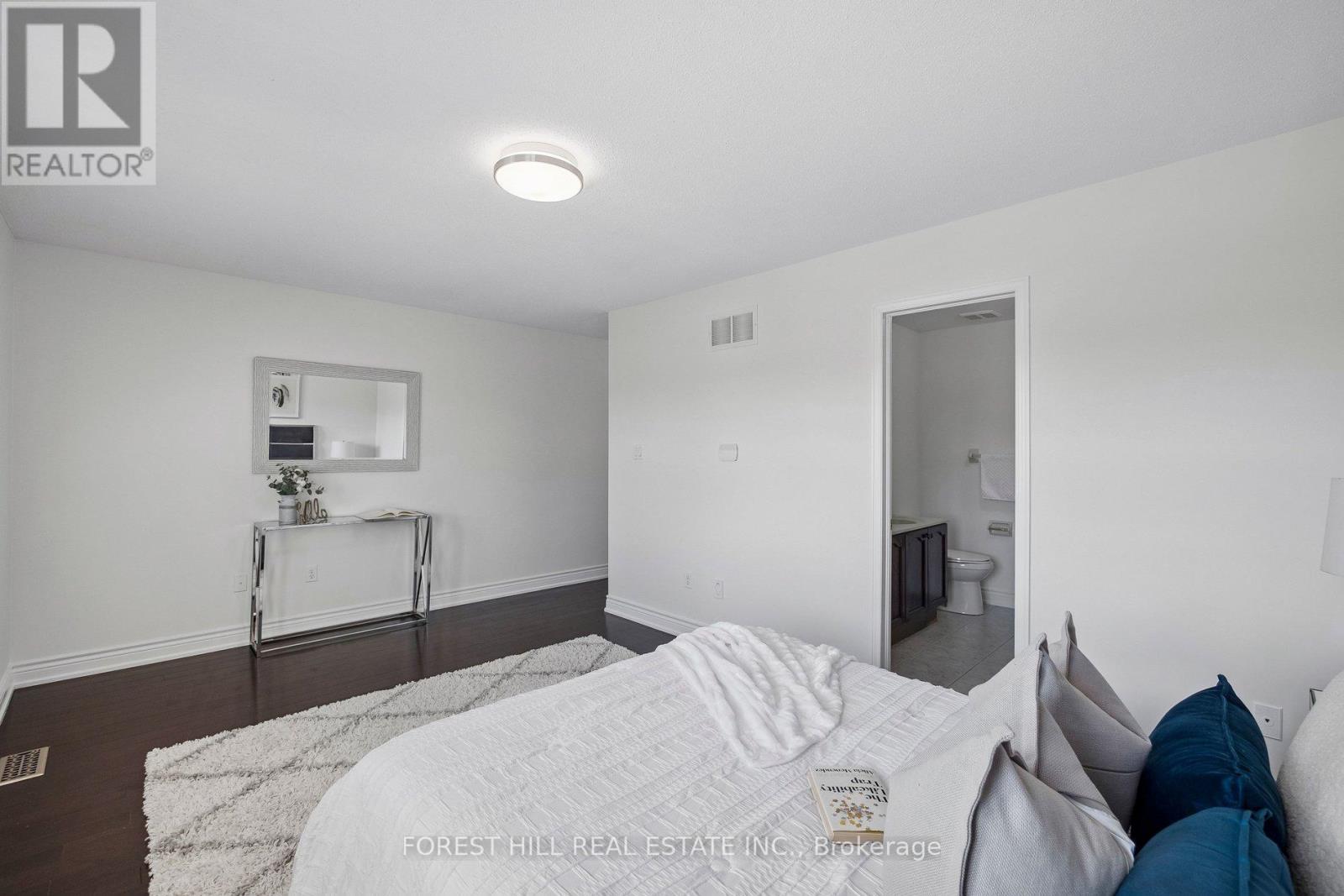 41 GUINEVERE ROAD - 29