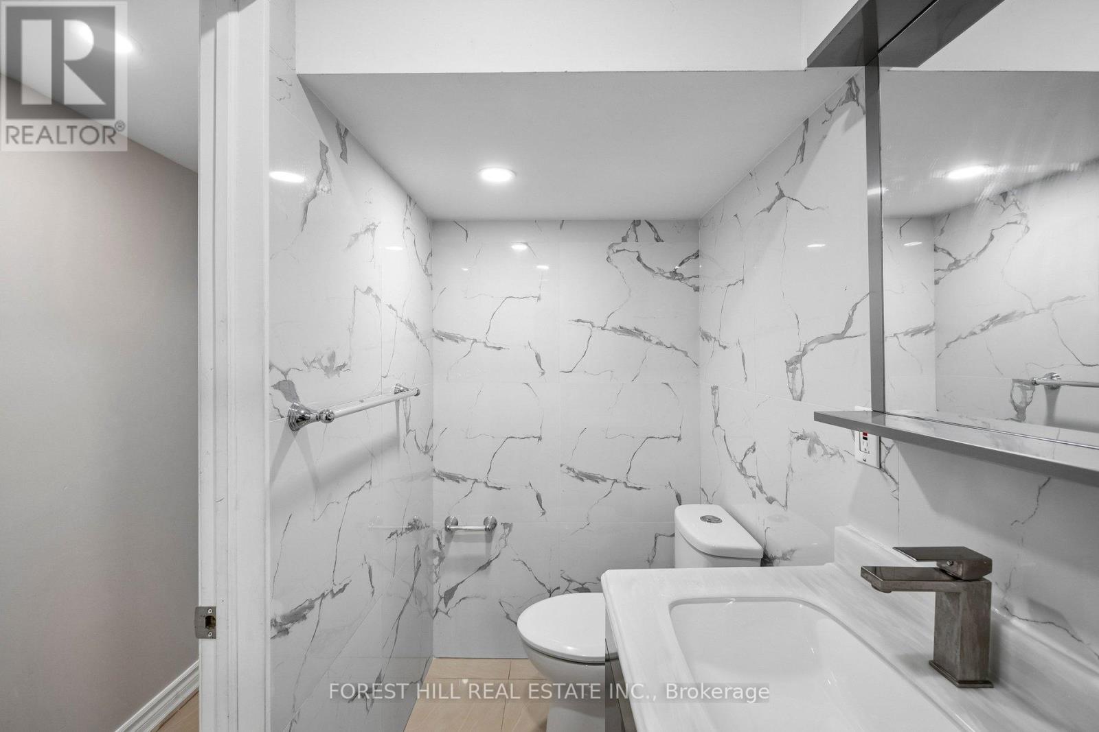41 GUINEVERE ROAD - 47