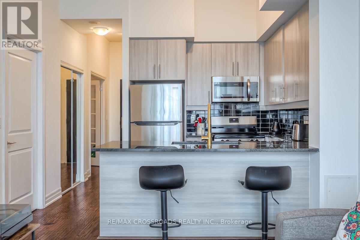 #203 8110 BIRCHMOUNT ROAD - 10