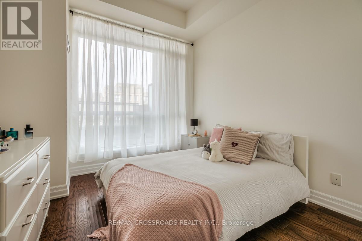 #203 8110 BIRCHMOUNT ROAD - 17