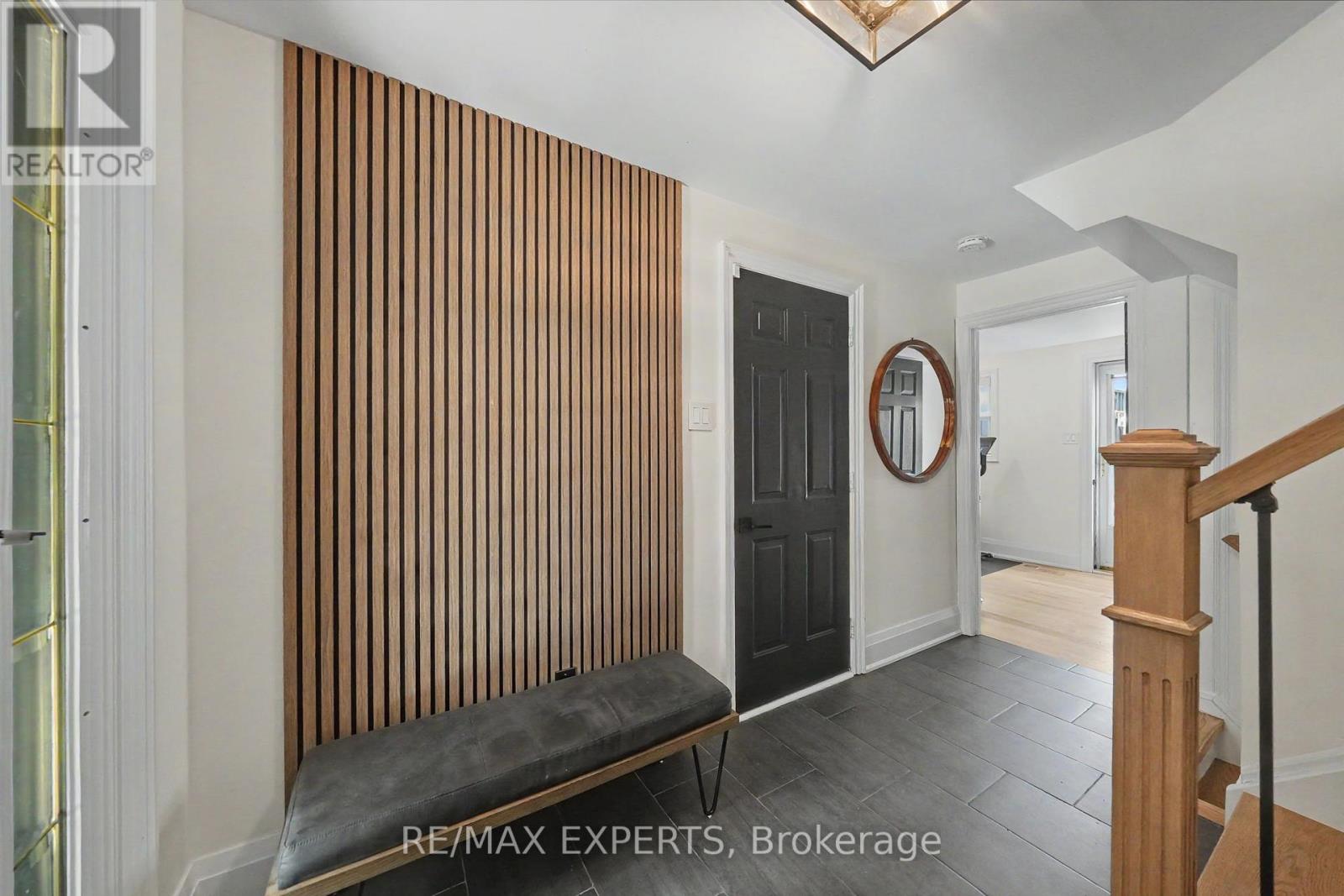 21 BIGWIN DRIVE - Image 3