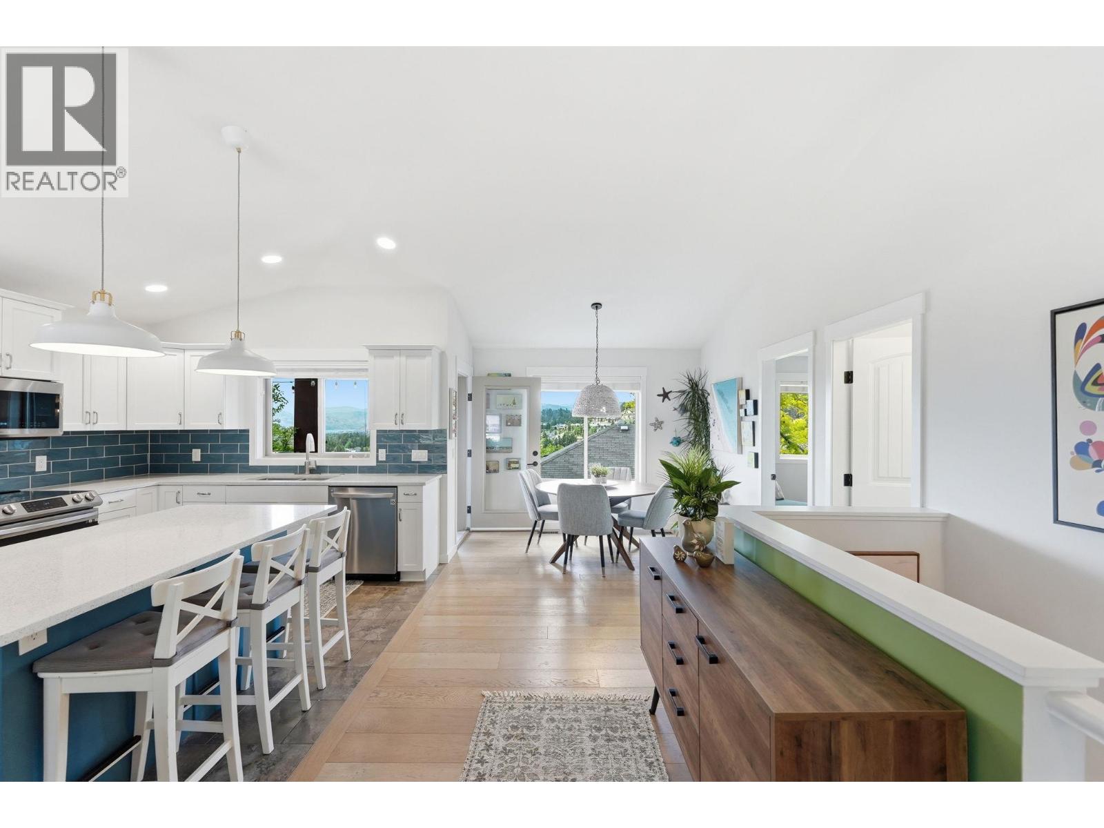 15 2040 Rosealee Lane, West Kelowna
