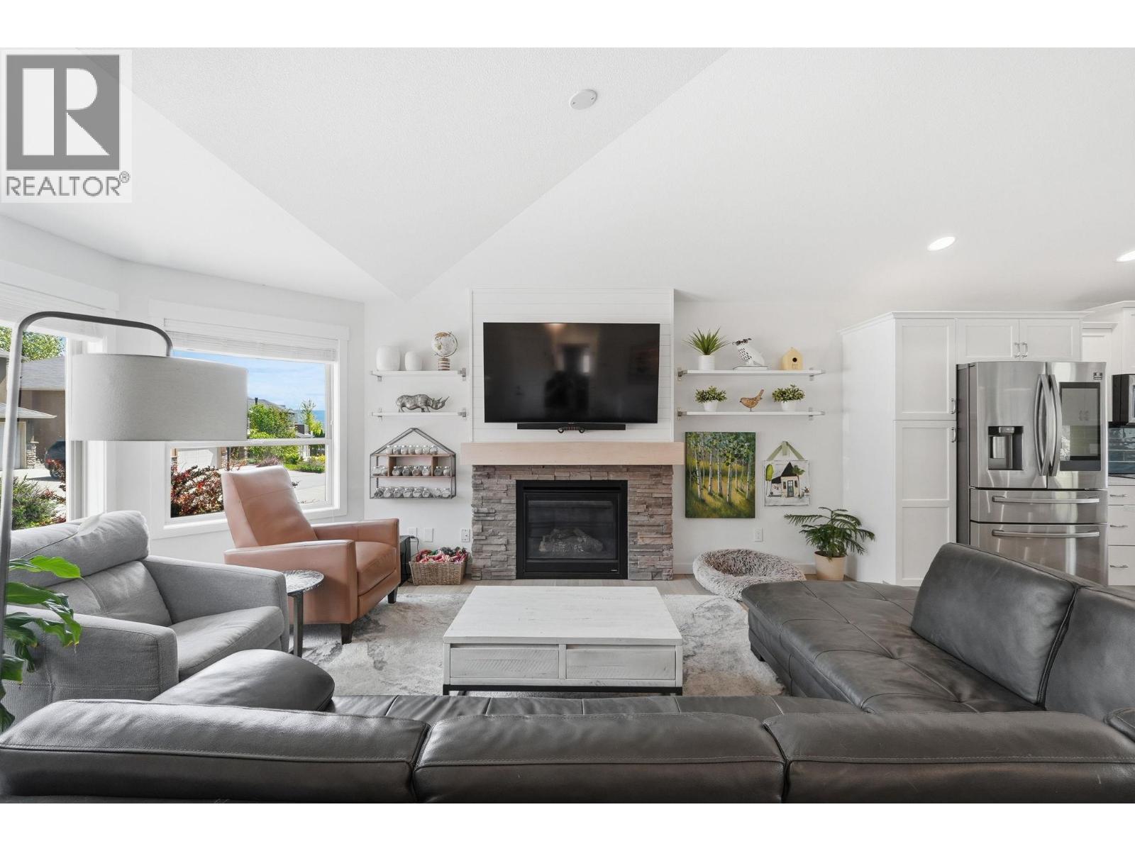 15 2040 Rosealee Lane, West Kelowna