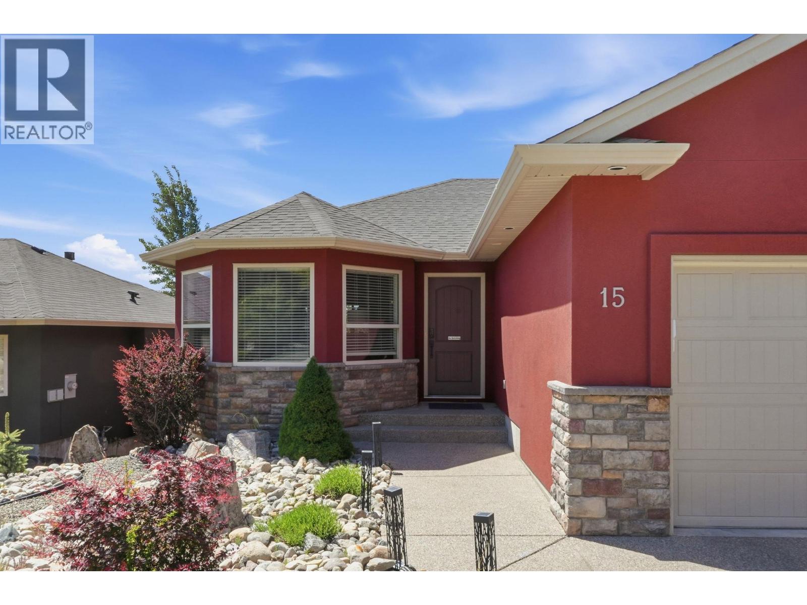 15 2040 Rosealee Lane, West Kelowna