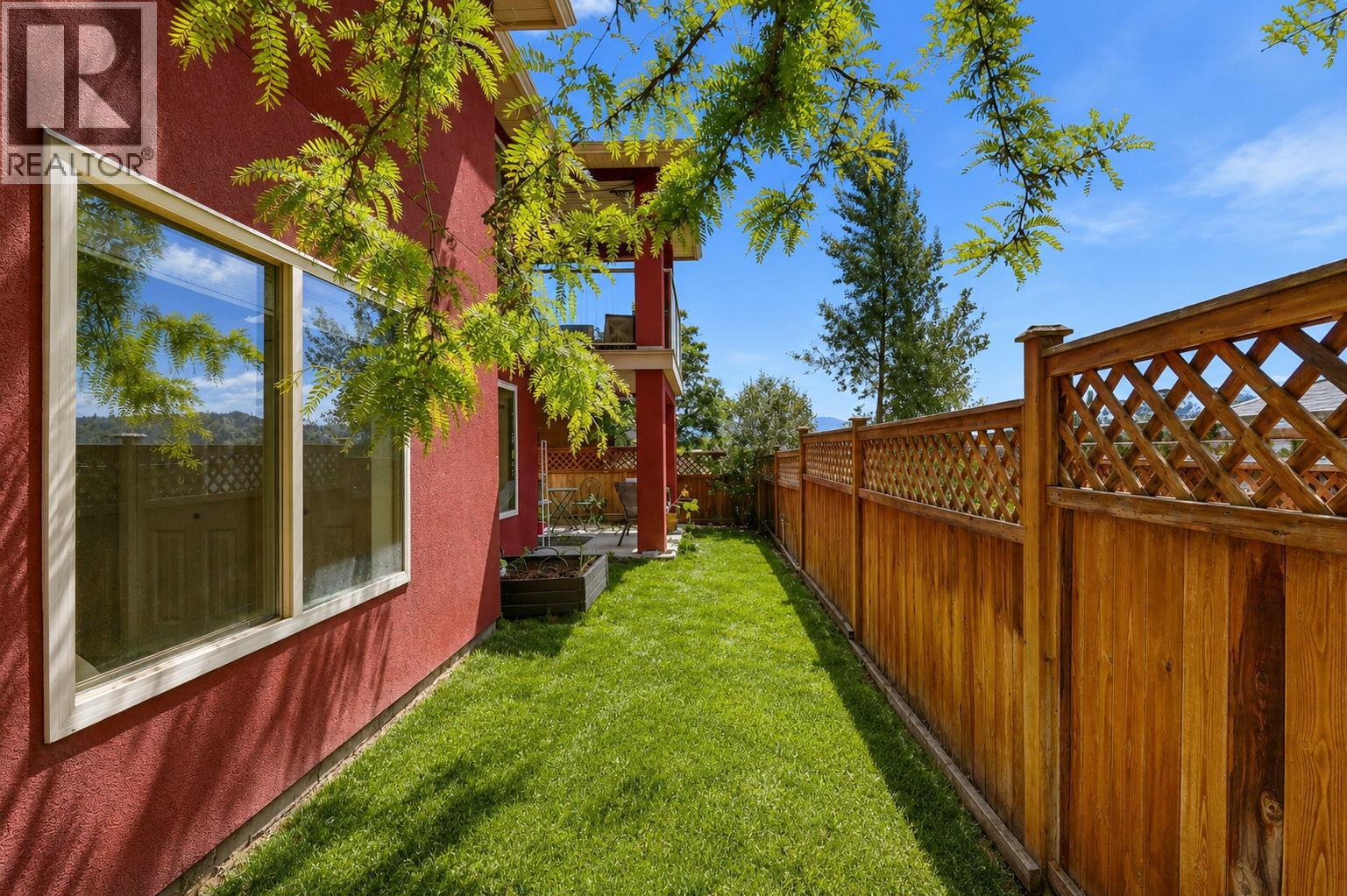 15 2040 Rosealee Lane, West Kelowna