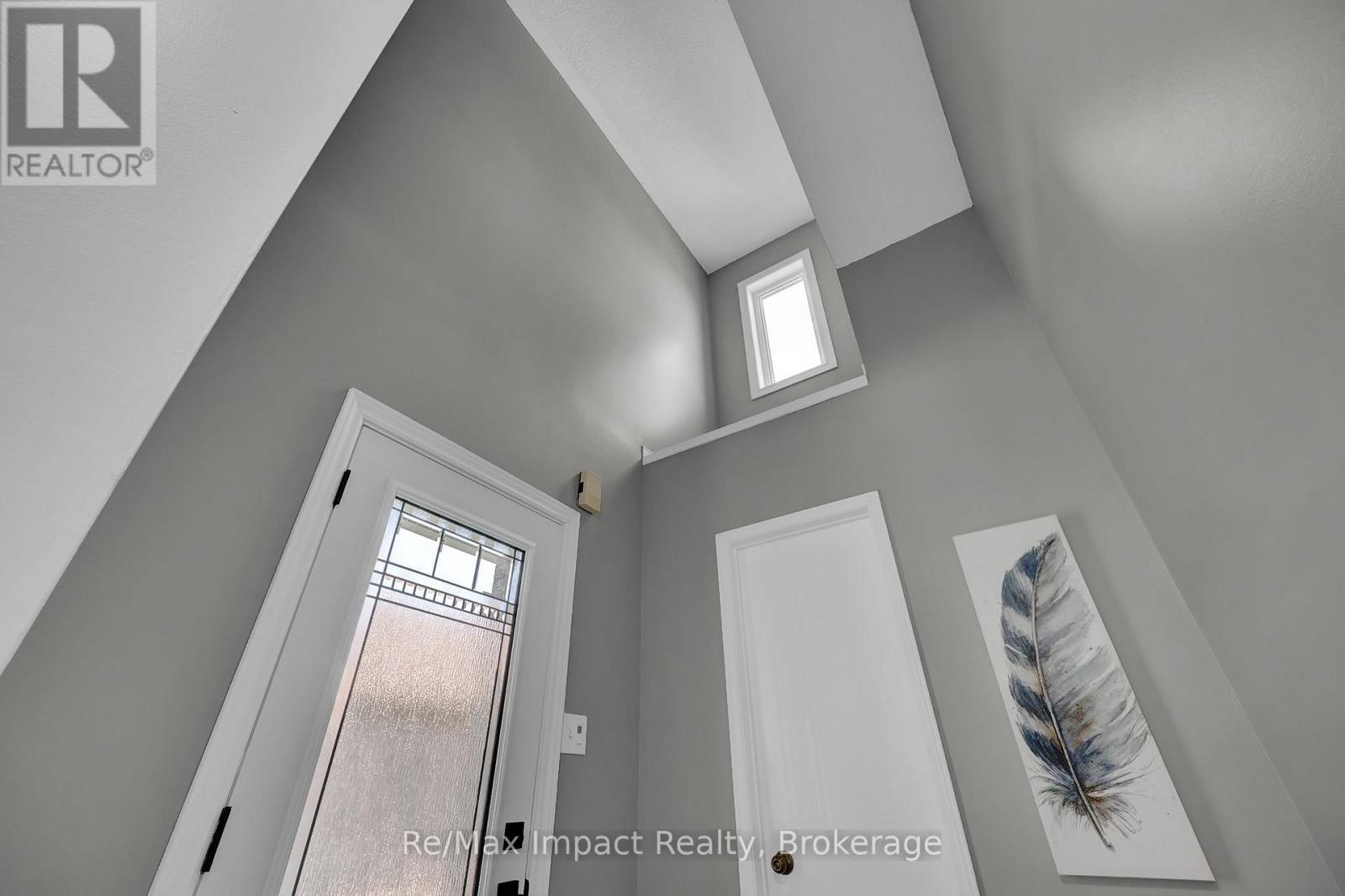 1872 WOODGATE COURT - 5