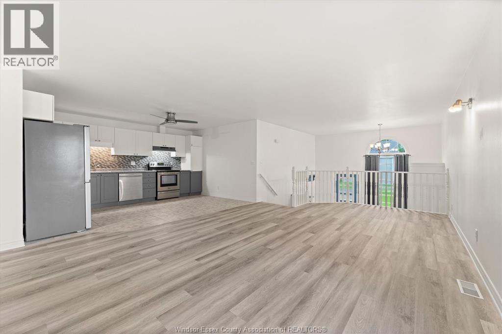 551 RAILWAY, Lakeshore, Ontario, N0R1A0 — Photo 13
