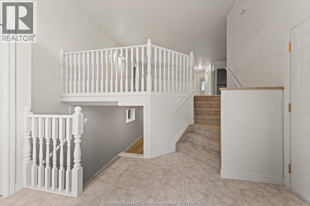 551 RAILWAY, Lakeshore, Ontario, N0R1A0 — Photo 5