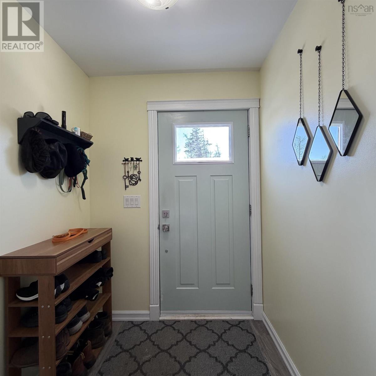 99 Cross Road - 23