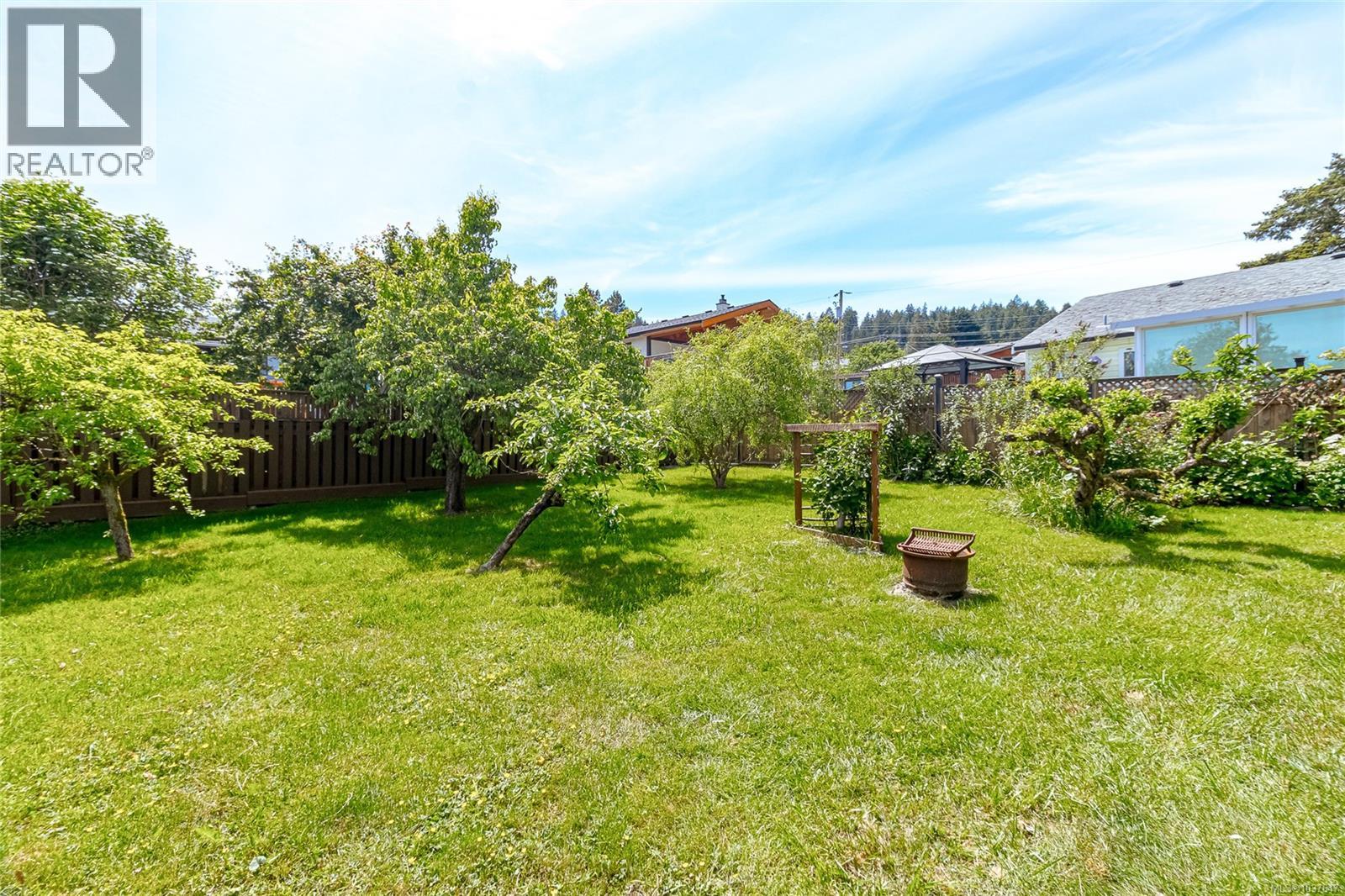 1584 Freda St - 59