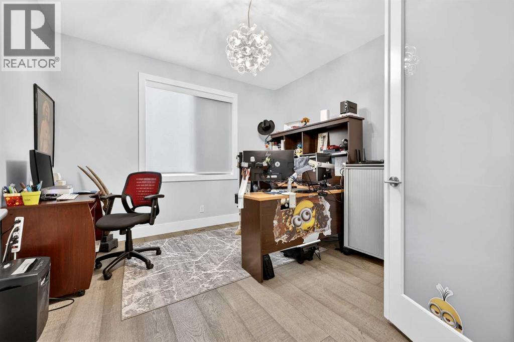 329 Kinniburgh Cove - 4